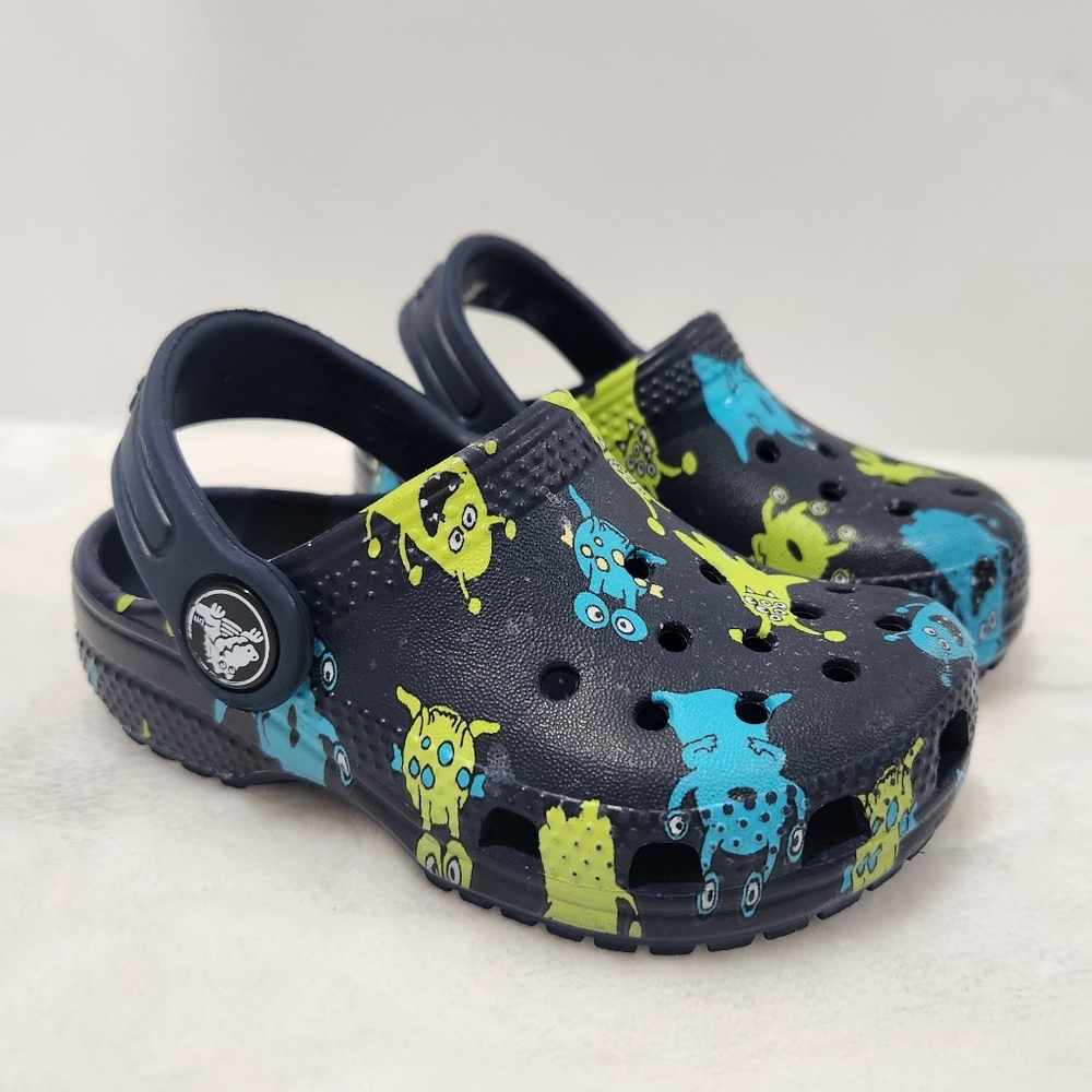 Crocs Navy Blue Green Monster Slip On Shoes Boys Size 6 - Picture 2 of 12